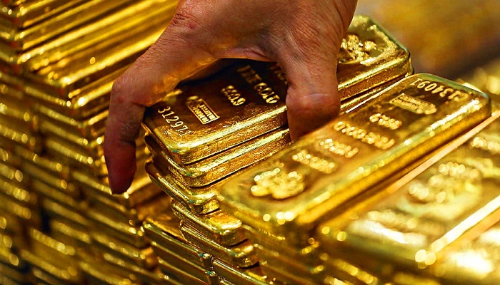 Gold price in Pakistan on April 18 down by Rs1,700 to Rs250,200